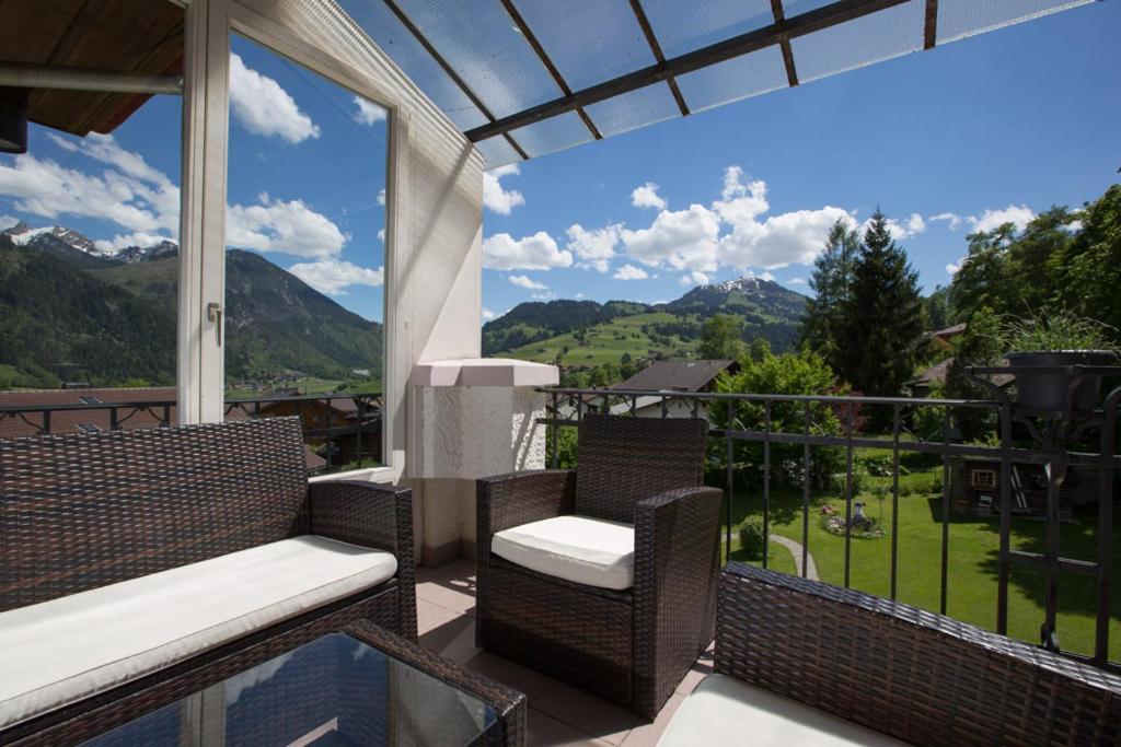 Sonnegg Hotel Zweisimmen Exterior foto